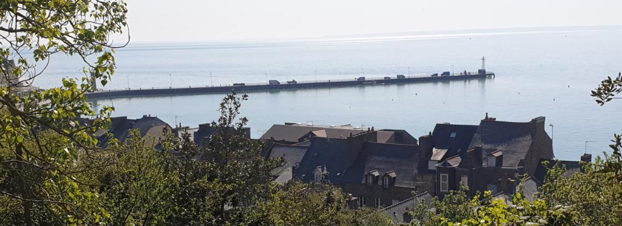 Port De La Houle - Beau 3 Pieces Classe 3 Etoiles Avec Garage Prive Канкаль Экстерьер фото